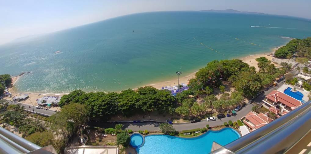 Adriatic Palace Hotel Pattaya ภายนอก รูปภาพ