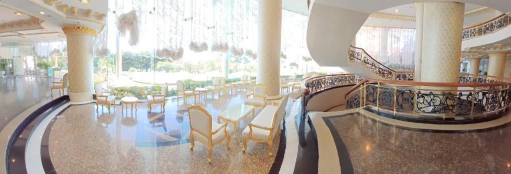 Adriatic Palace Hotel Pattaya ภายนอก รูปภาพ