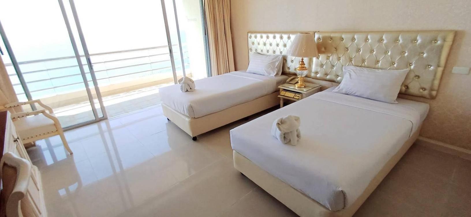 Adriatic Palace Hotel Pattaya ภายนอก รูปภาพ