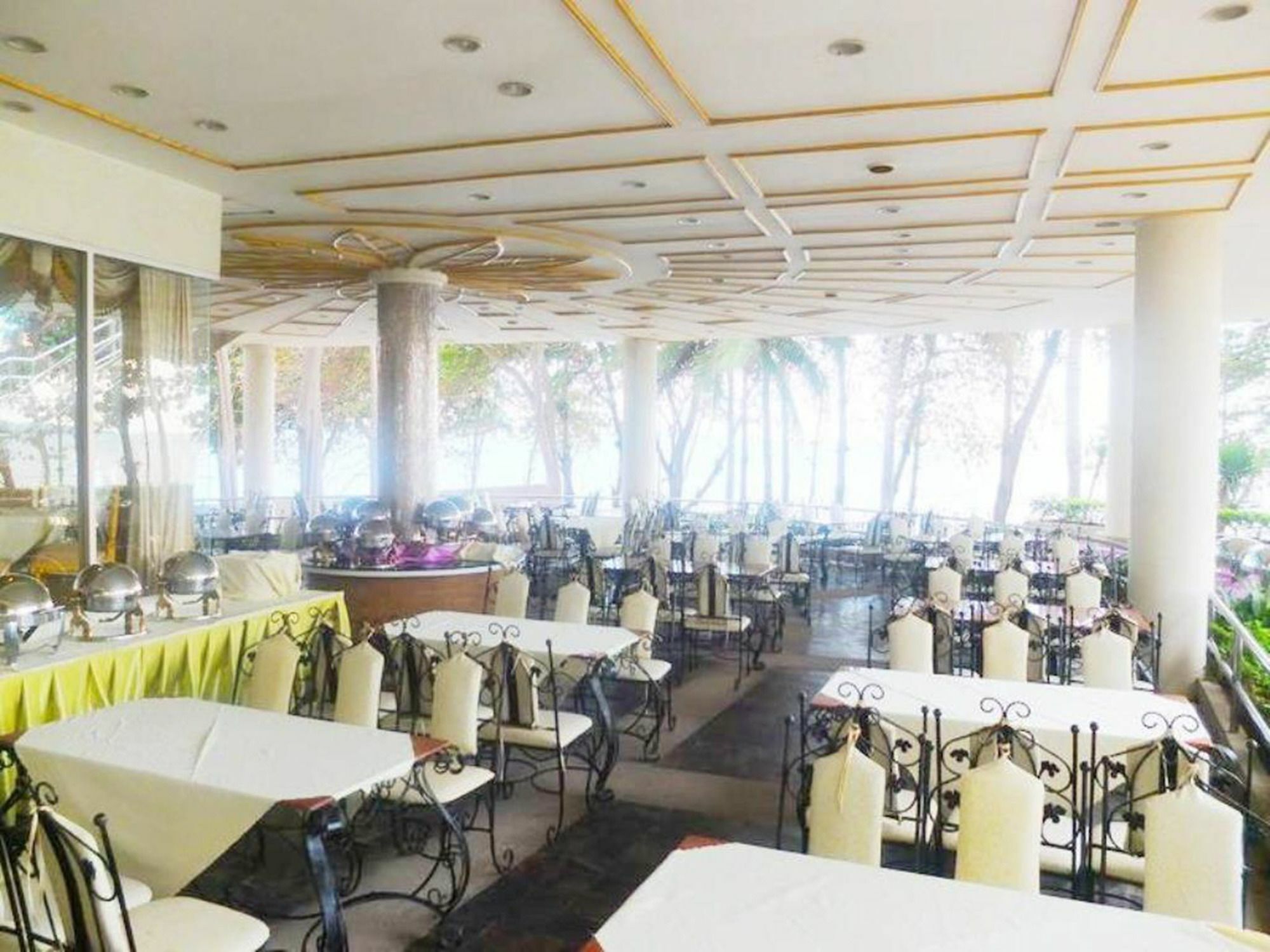 Adriatic Palace Hotel Pattaya ภายนอก รูปภาพ